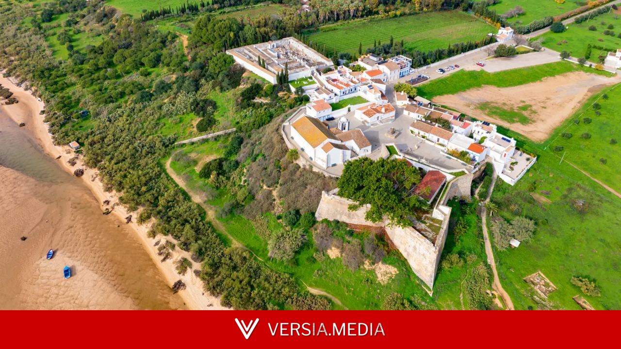 El desconocido pueblo de Portugal a un paso de España que es una de las joyas del Algarve