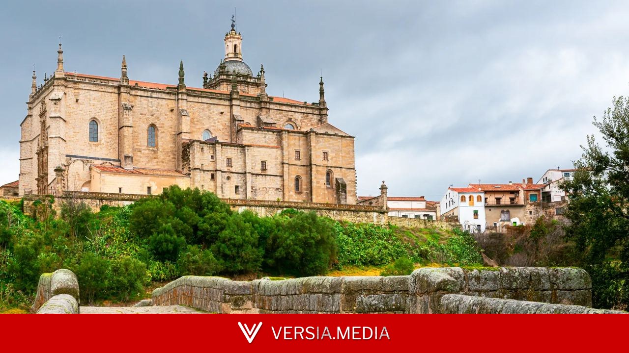 La pequeña ciudad de Cáceres que guarda un gran tesoro en su catedral