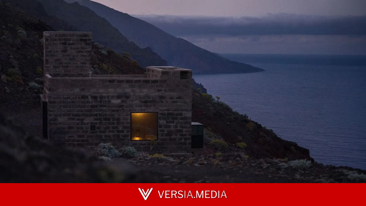 El pequeño hotel de España que solo admite reservas por carta: un refugio de desconexión sobre un acantilado